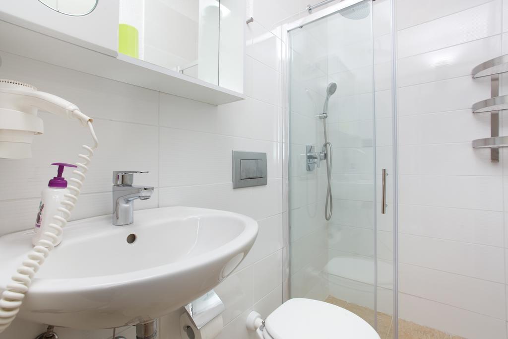 Rooms Vinka Tudor Đảo Hvar Phòng bức ảnh