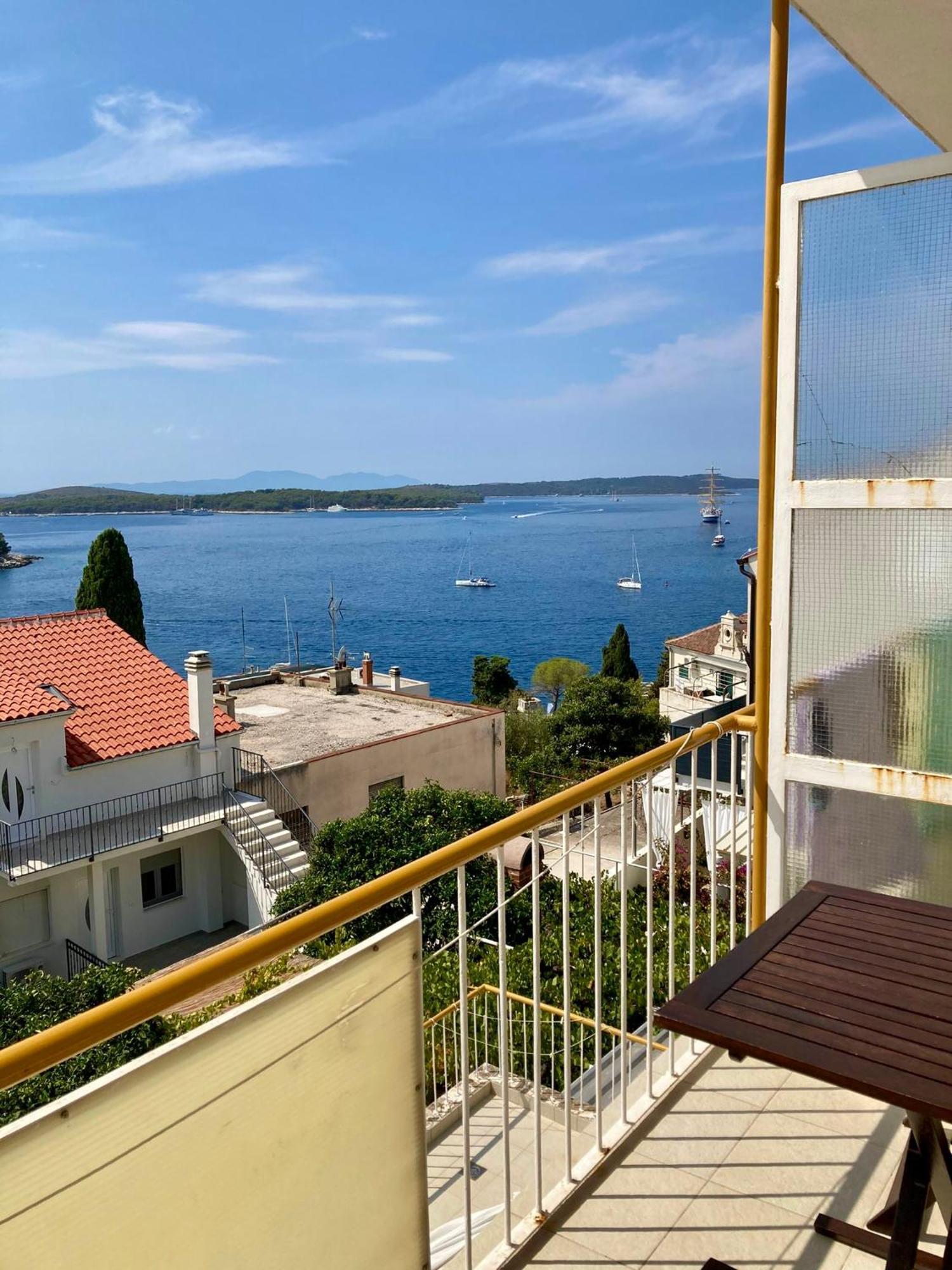 Rooms Vinka Tudor Đảo Hvar Ngoại thất bức ảnh