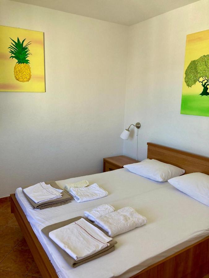 Rooms Vinka Tudor Đảo Hvar Ngoại thất bức ảnh